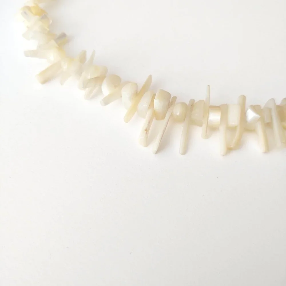 Cream shell & stone necklace